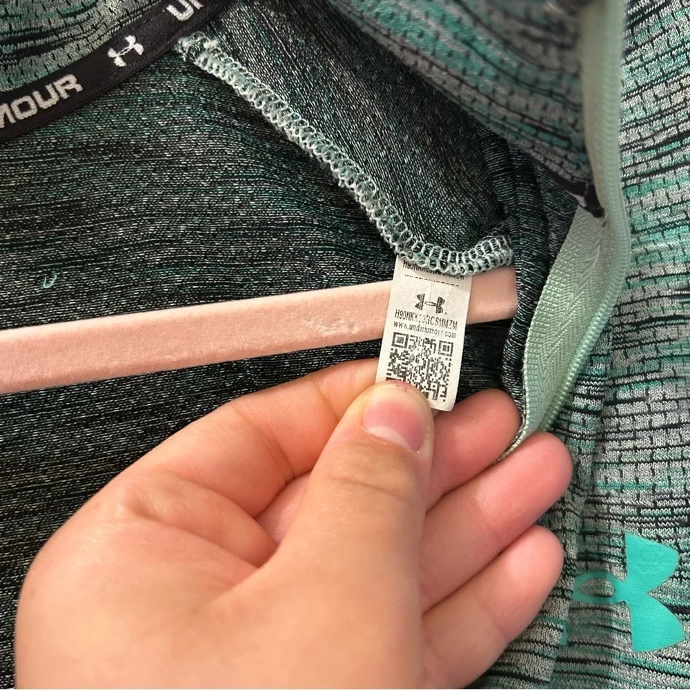 Under Armour stylish teal
